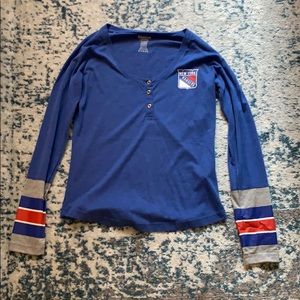 Rangers Hockey Women’s Top Like New - Size S